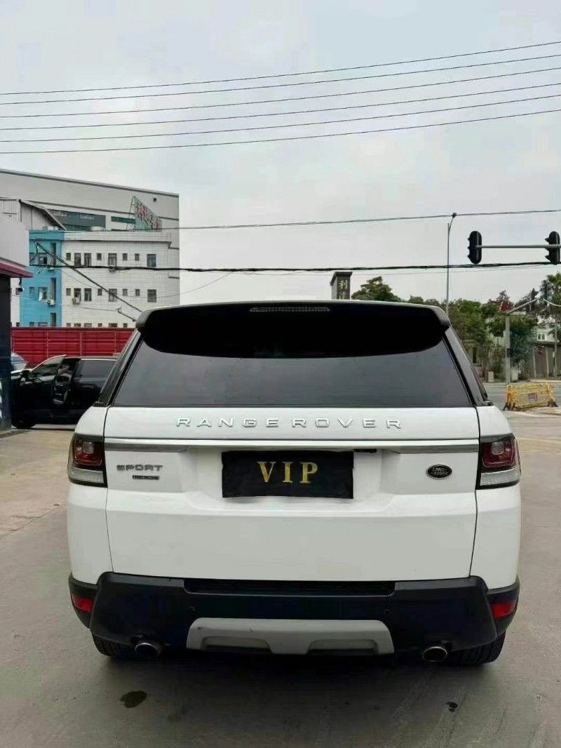 东莞16年路虎揽胜运动9