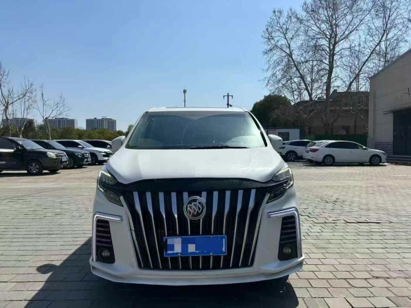 济宁20年别克GL81