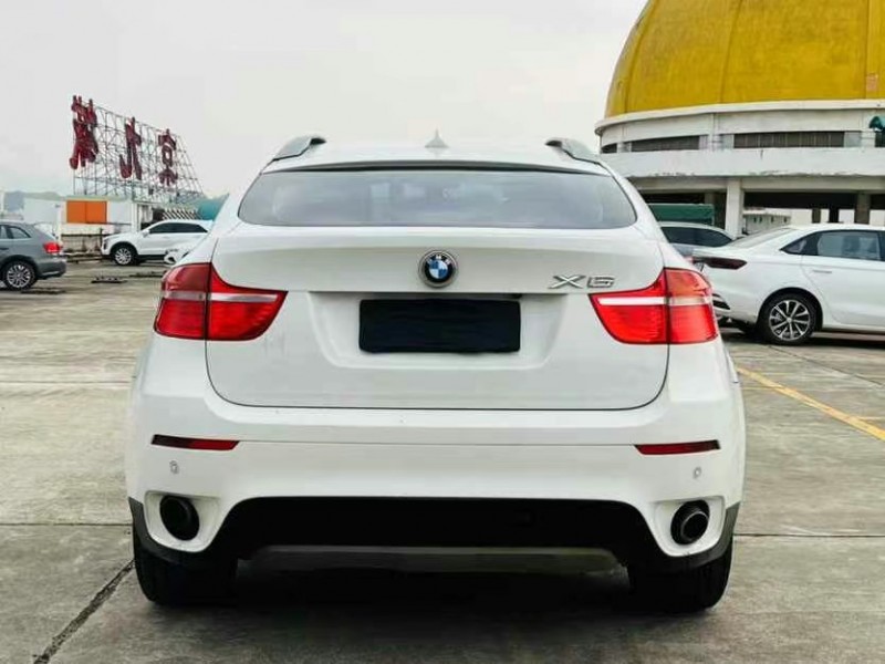 东莞12年宝马X68