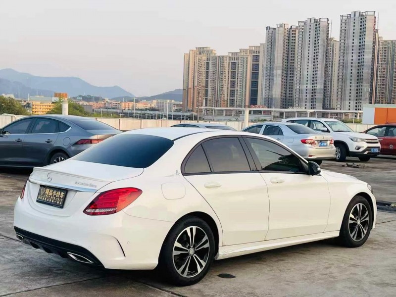 东莞17年奔驰C9