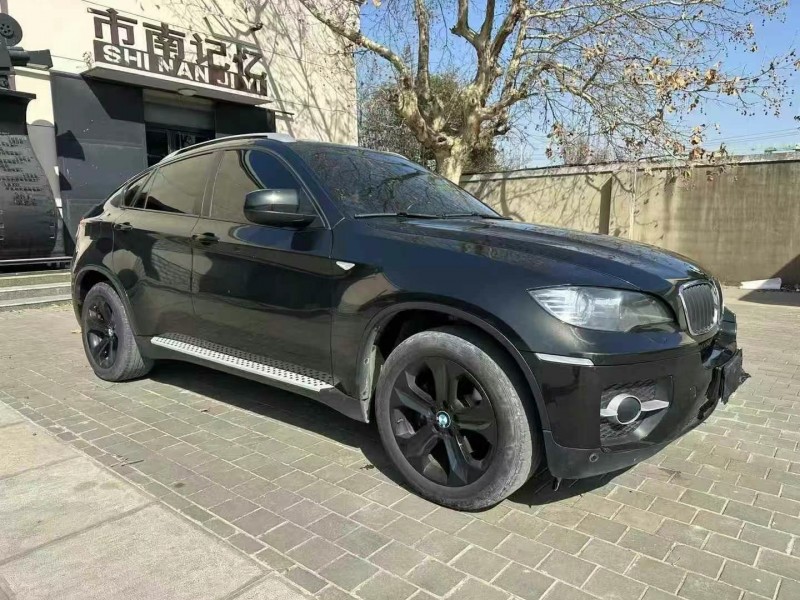 济宁12年宝马X62