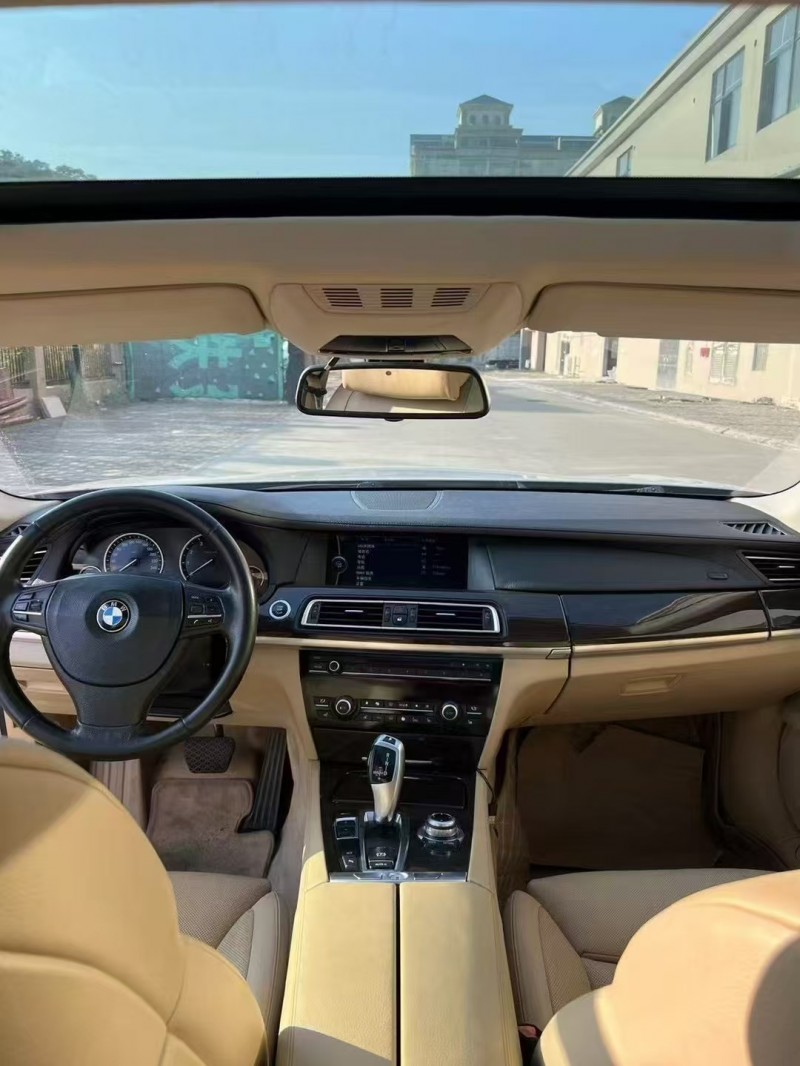 江門11年寶馬7系5