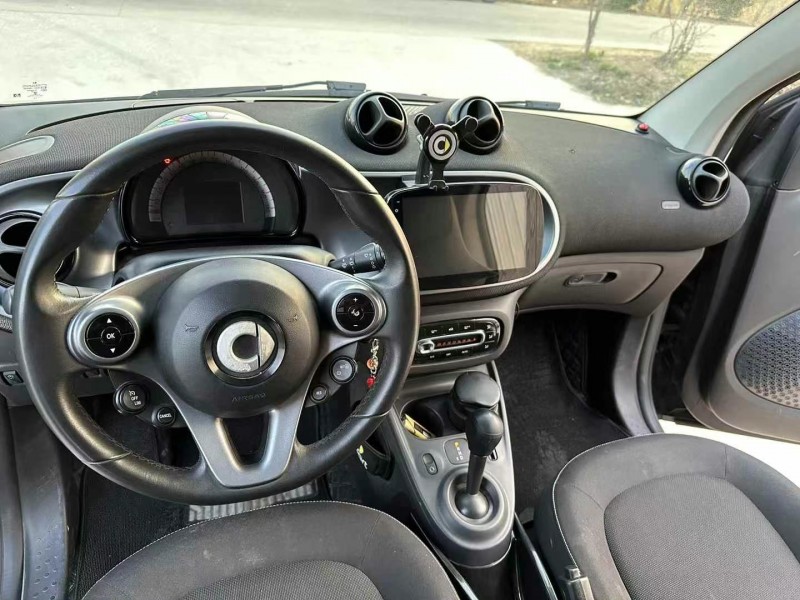 徐州17年奔驰smart4