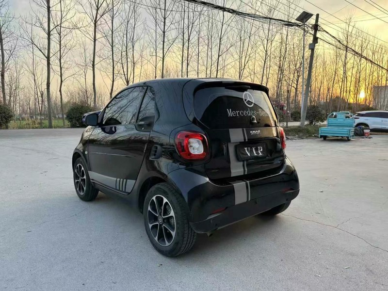 徐州17年奔驰smart7