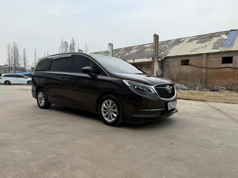 徐州17年别克GL83