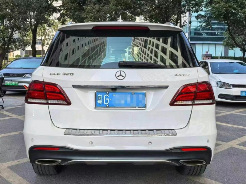 深圳17年奔馳GLE9