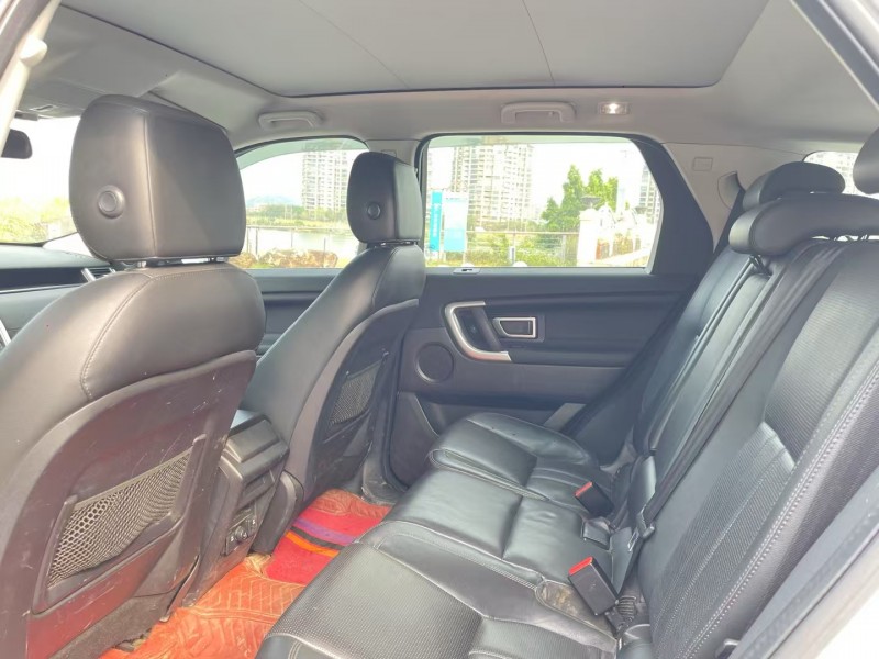 广州16年路虎发现3