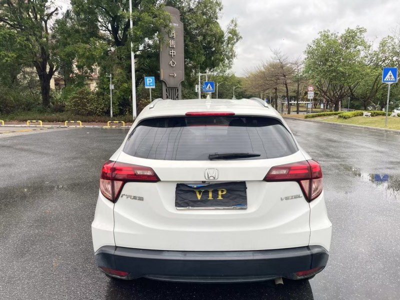 广州17年本田缤智3