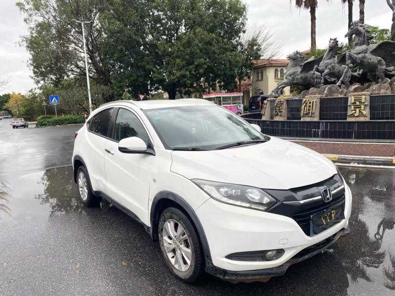 广州17年本田缤智7