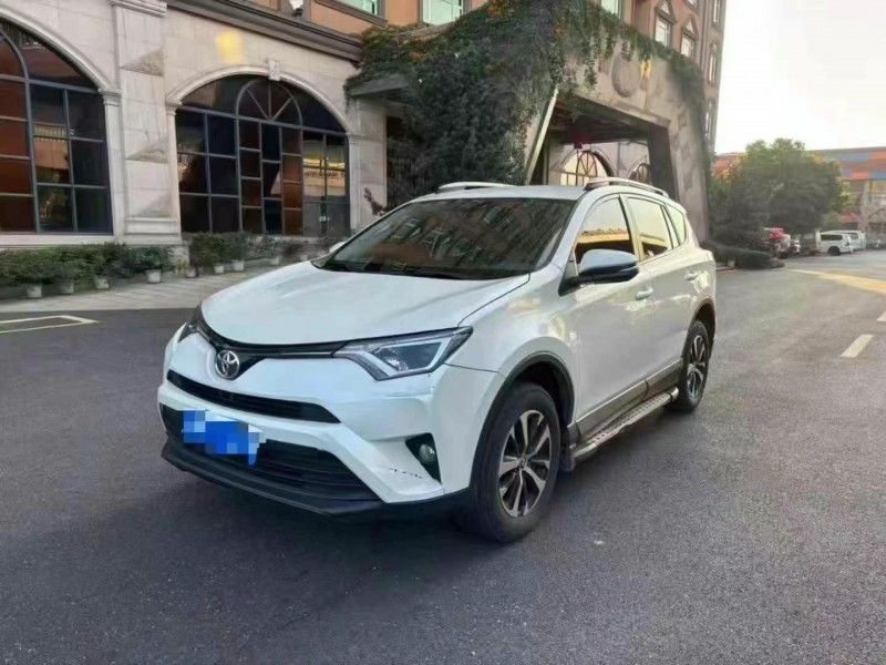 江门18年丰田RAV4荣放2