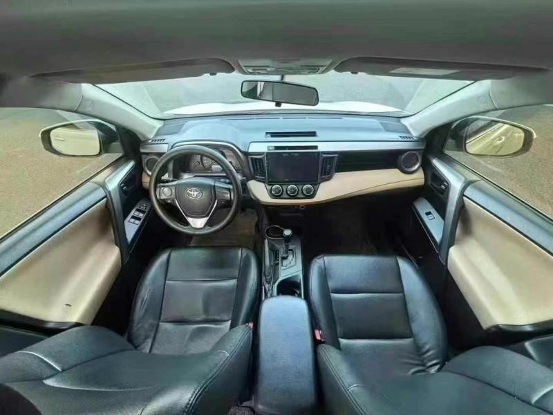 江门18年丰田RAV4荣放4