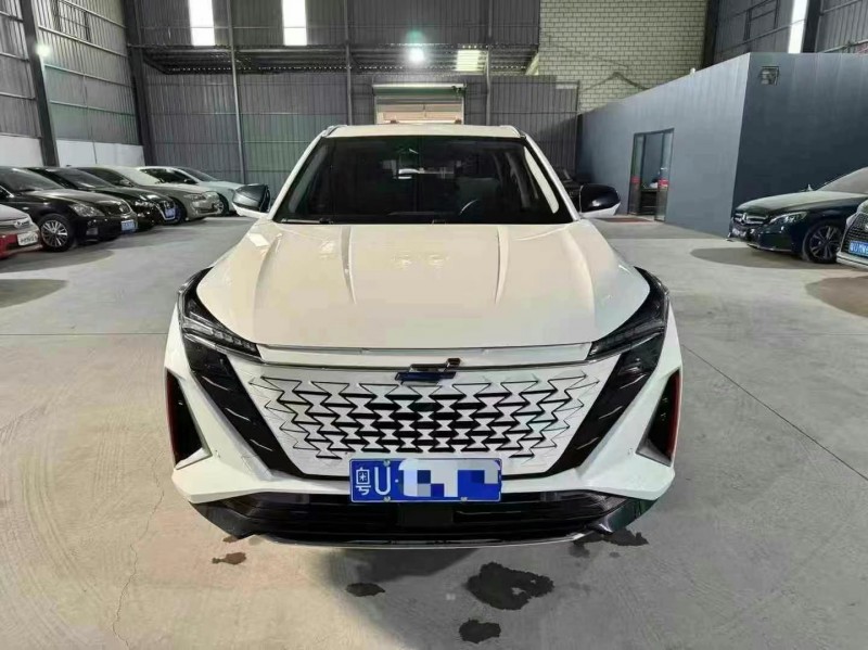 汕頭22年長安汽車歐尚1
