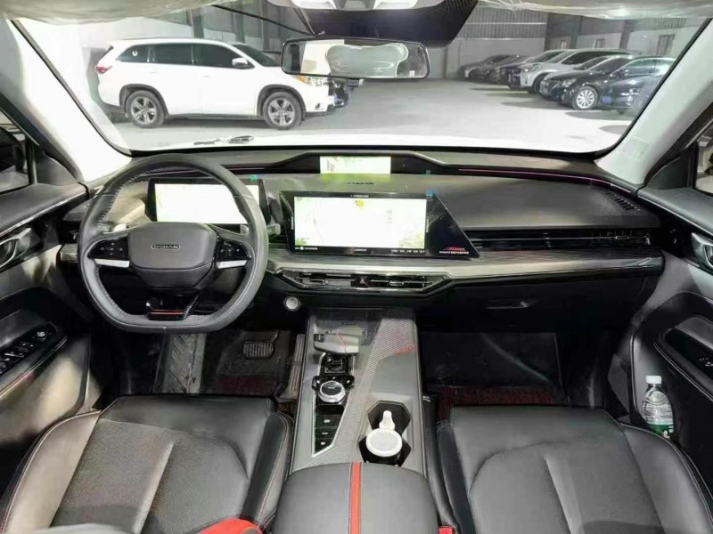 汕頭22年長安汽車歐尚4