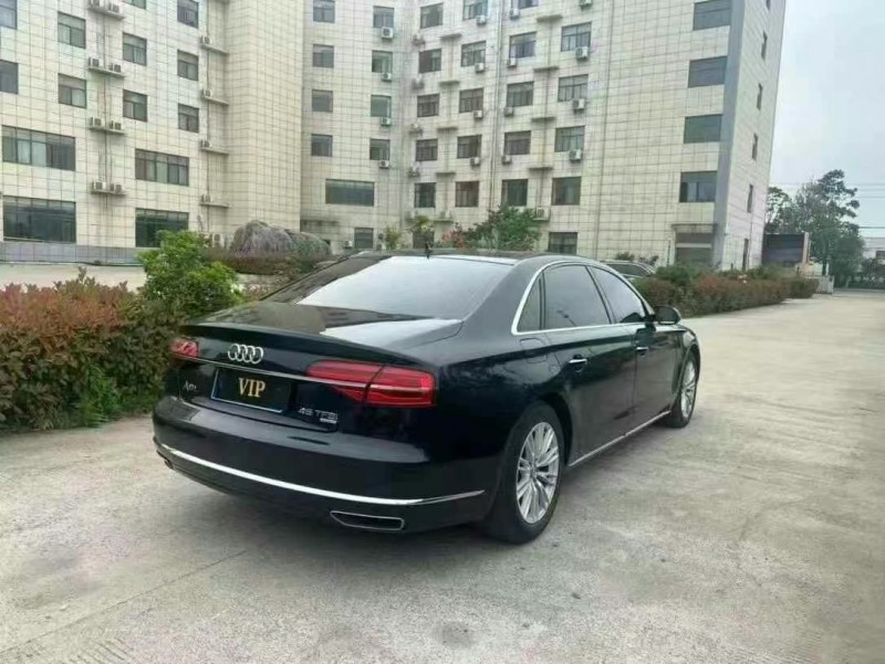 宿遷16年奧迪A8L8
