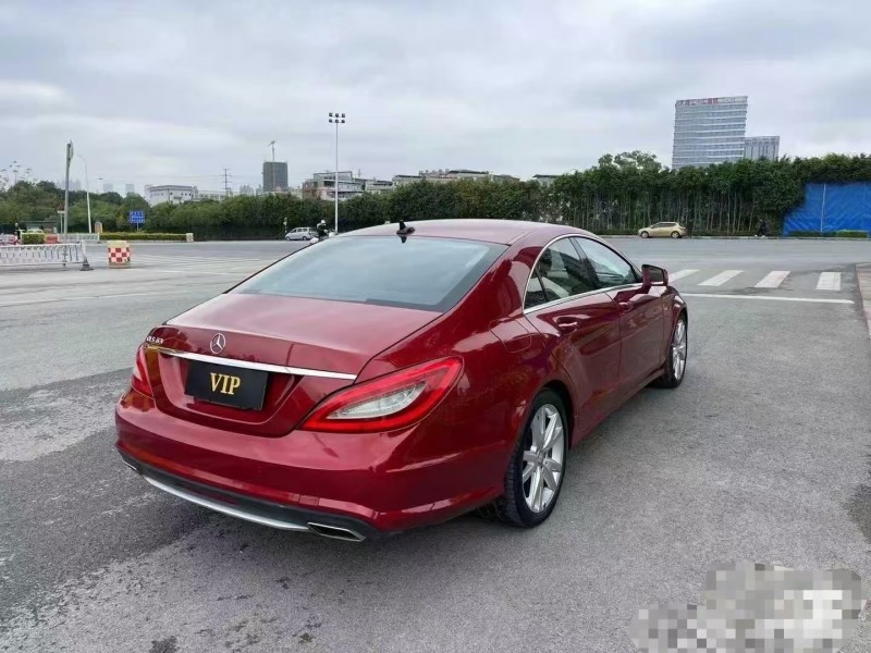 广州16年奔驰CLS3