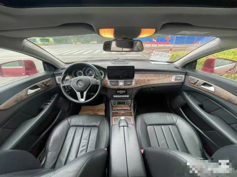 广州16年奔驰CLS7