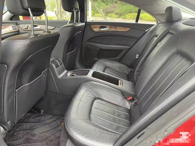 广州16年奔驰CLS8