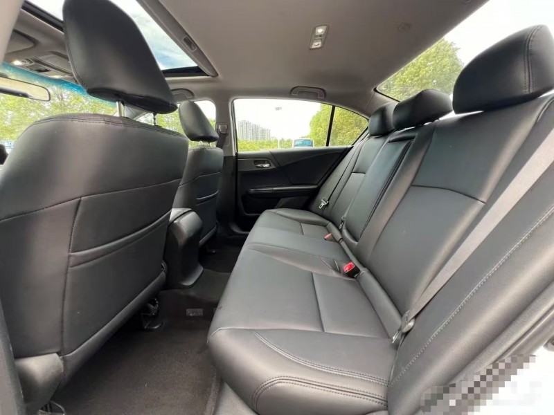 广州15年本田雅阁4