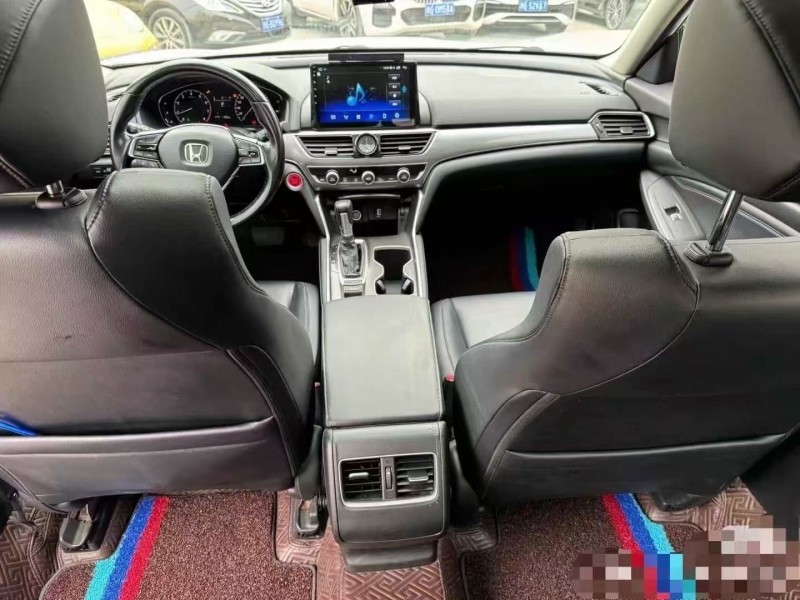 广州18年本田雅阁4