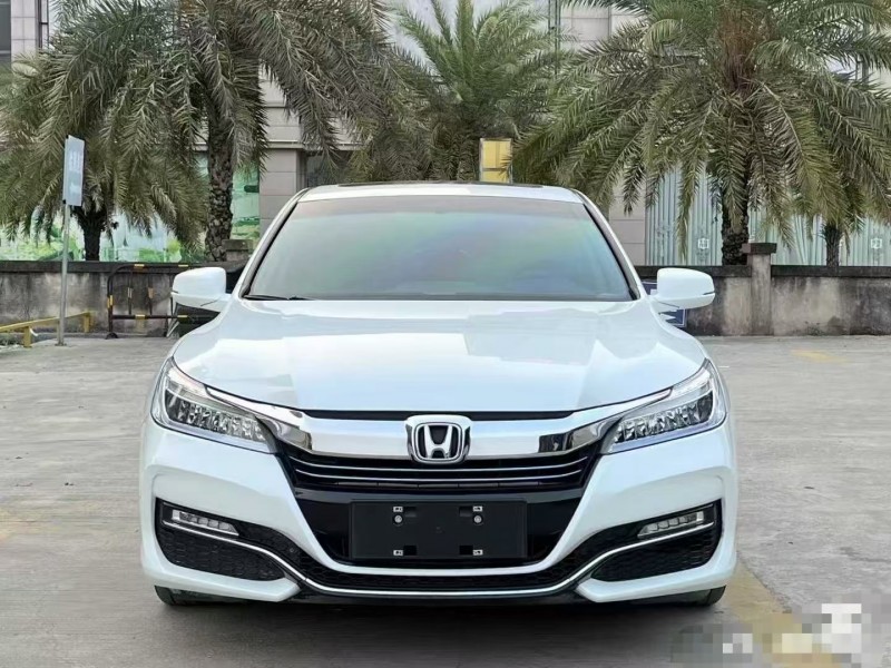 广州17年本田雅阁1