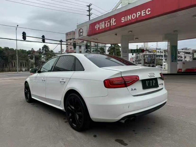 东莞15年奥迪A4L7
