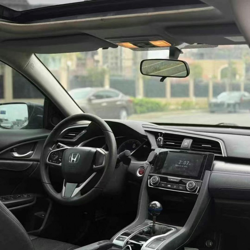 东莞18年本田思域4