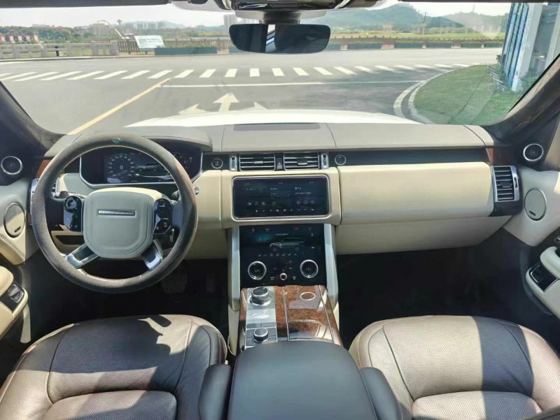 东莞22年路虎揽胜行政6