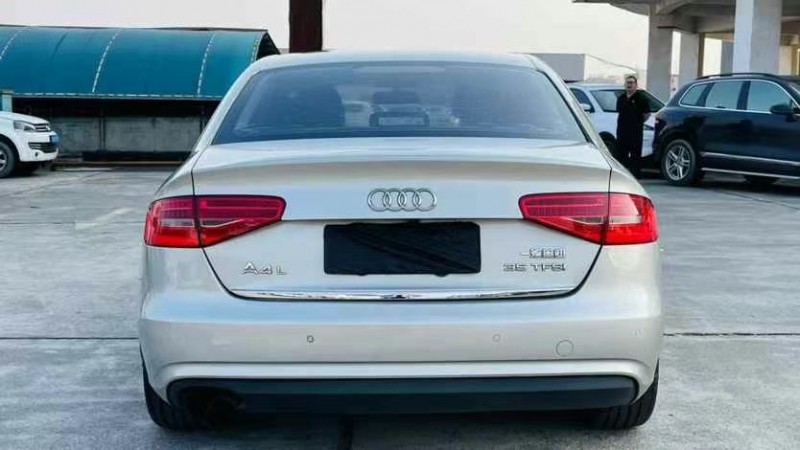 东莞16年奥迪A4L8