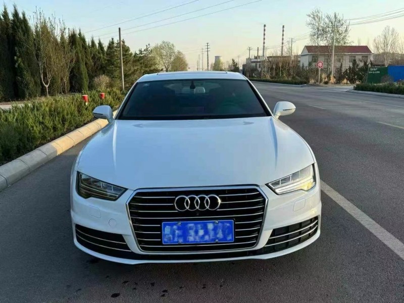 济宁17年奥迪A7L1