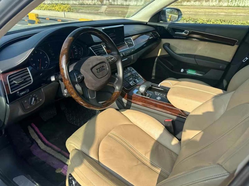 东莞11年奥迪A8L4