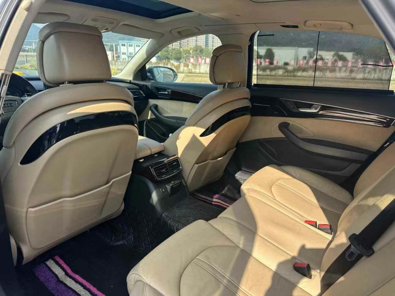 东莞11年奥迪A8L5