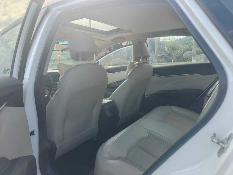 东莞17年别克英朗6