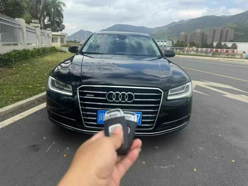 东莞16年奥迪A8L1