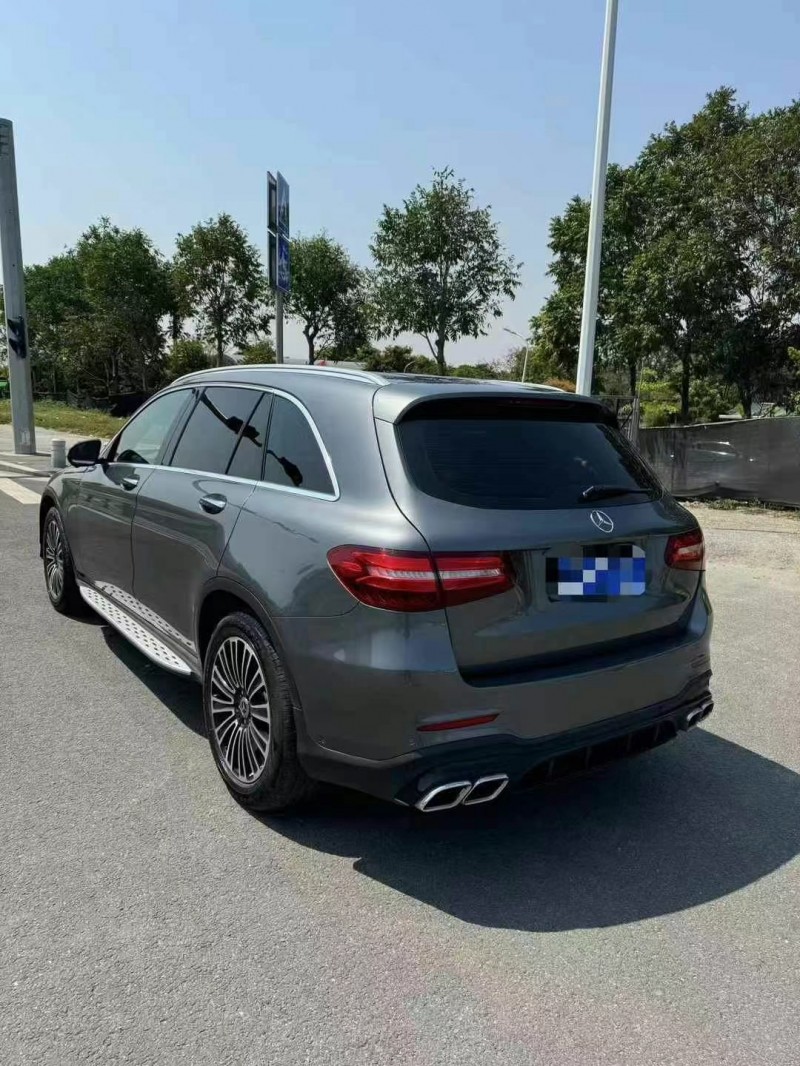 广州19年奔驰GLC7