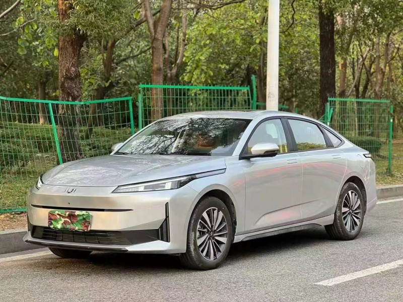 廣州25年長安汽車啟源3