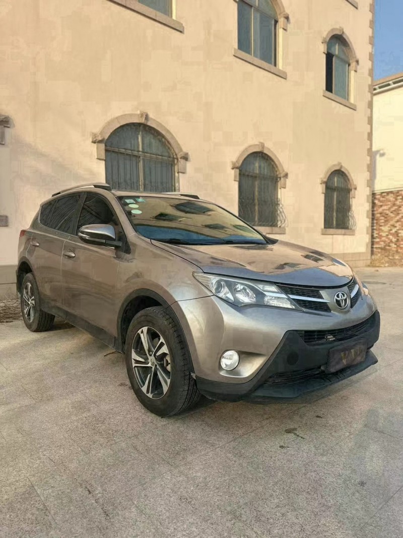 青島16年豐田RAV4榮放2