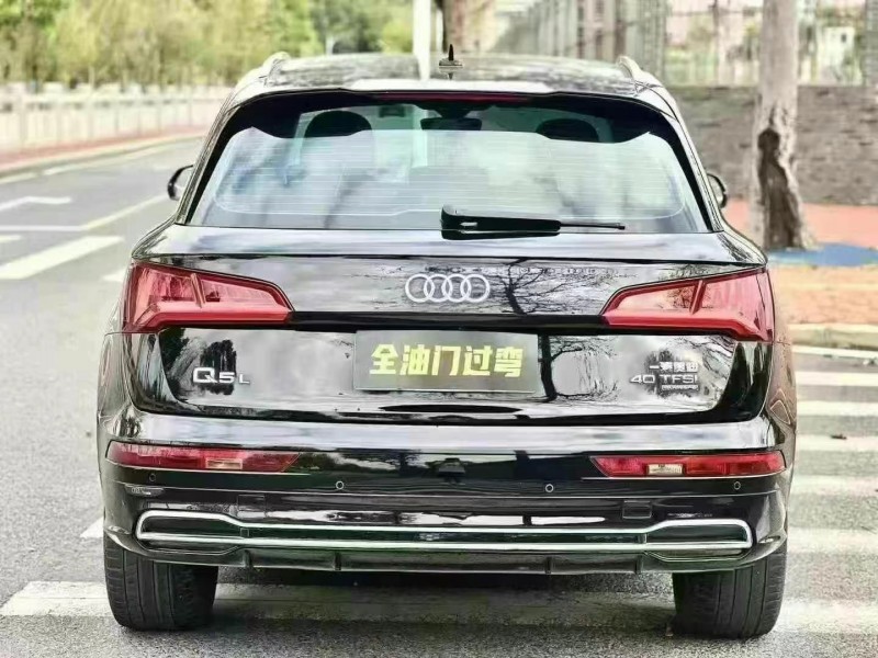 江门20年奥迪Q59