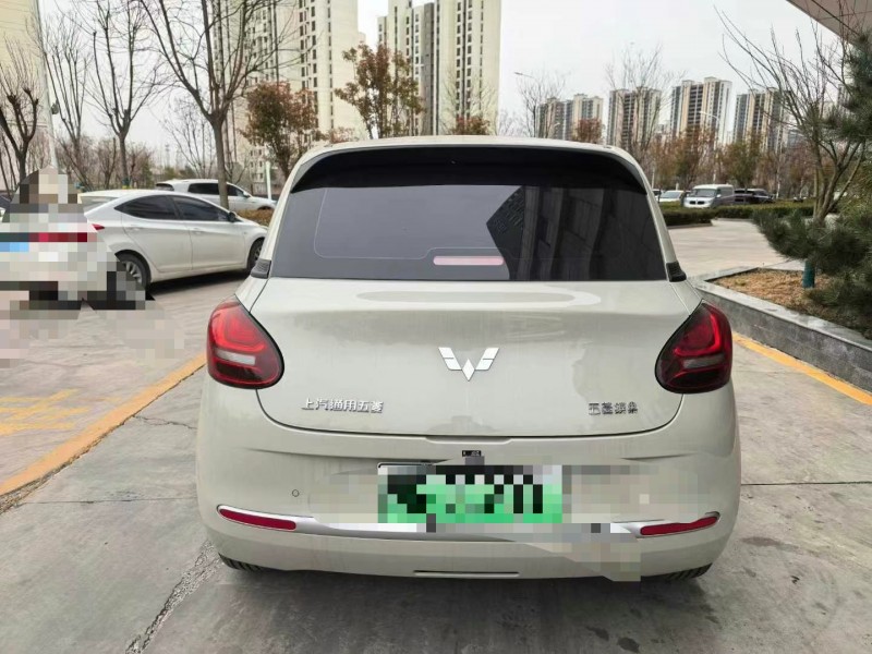 濟寧24年五菱汽車繽果9