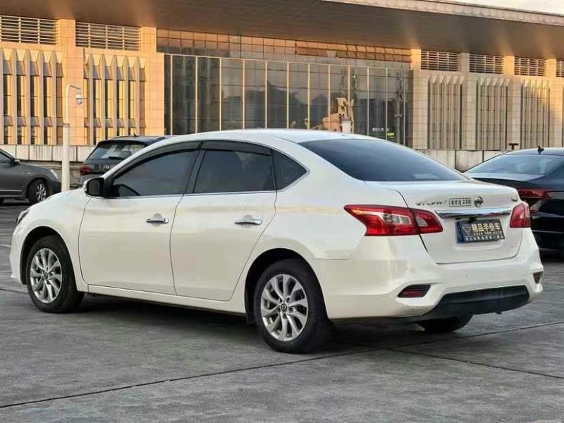 廣州19年日產軒逸7