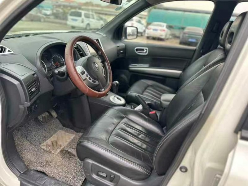 東莞14年日產奇駿3
