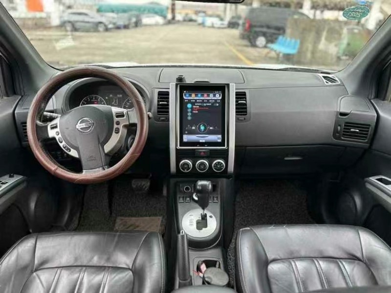 東莞14年日產奇駿5
