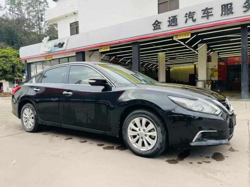 東莞18年日產天籟4