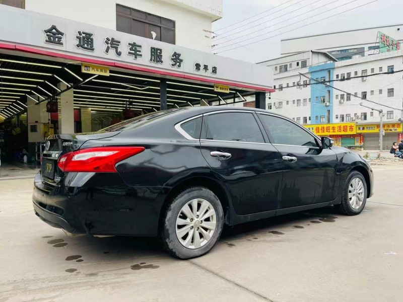 東莞18年日產天籟9