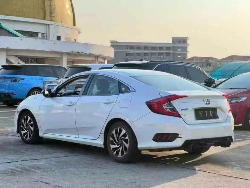 东莞18年本田思域7