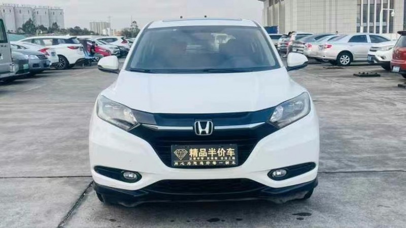 东莞17年本田缤智1