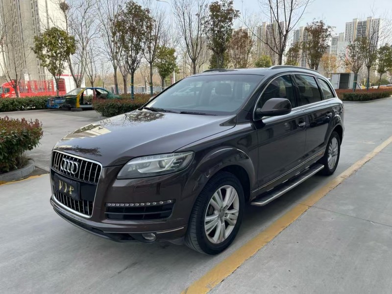 济宁13年奥迪Q72