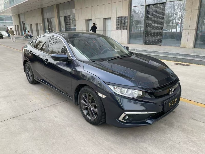 济宁21年本田思域3