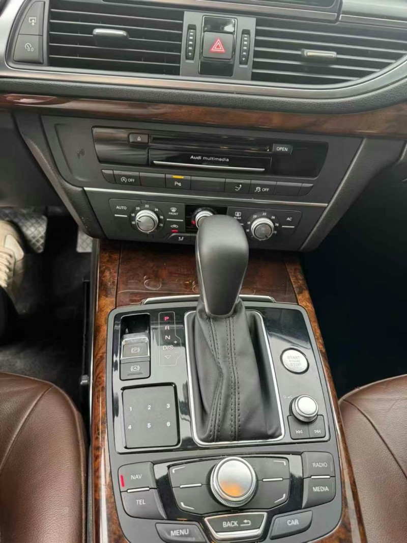 济宁13年奥迪A7L6