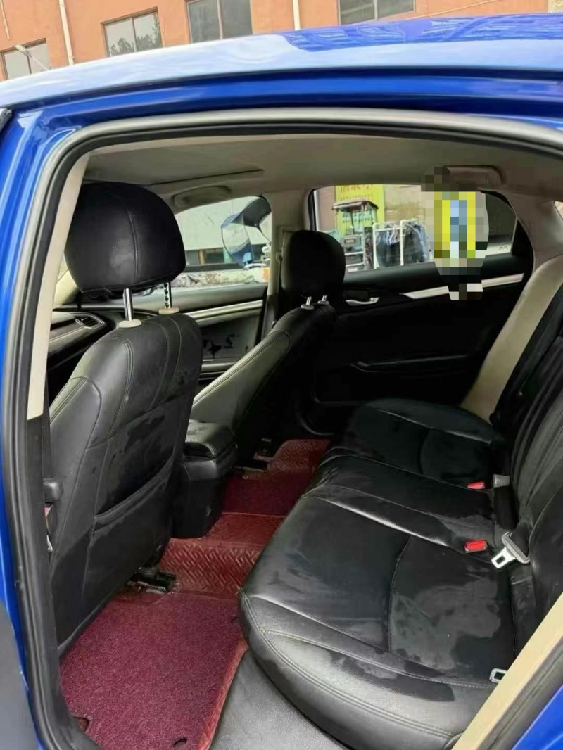 济宁18年本田思域6