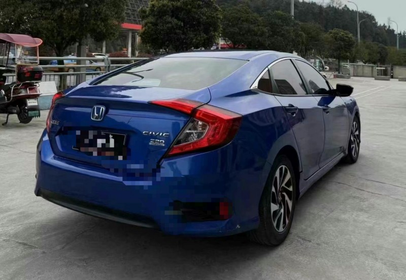 济宁18年本田思域7